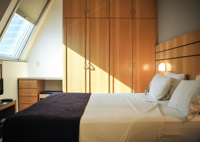 San Diego Suites Lourdes - Oficial